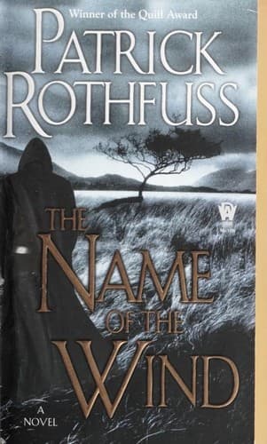 The Name of the Wind (The Kingkiller Chronicle, #1)-Patrick Rothfuss-cover